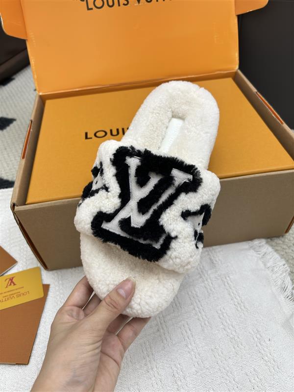 20251128184533364 280